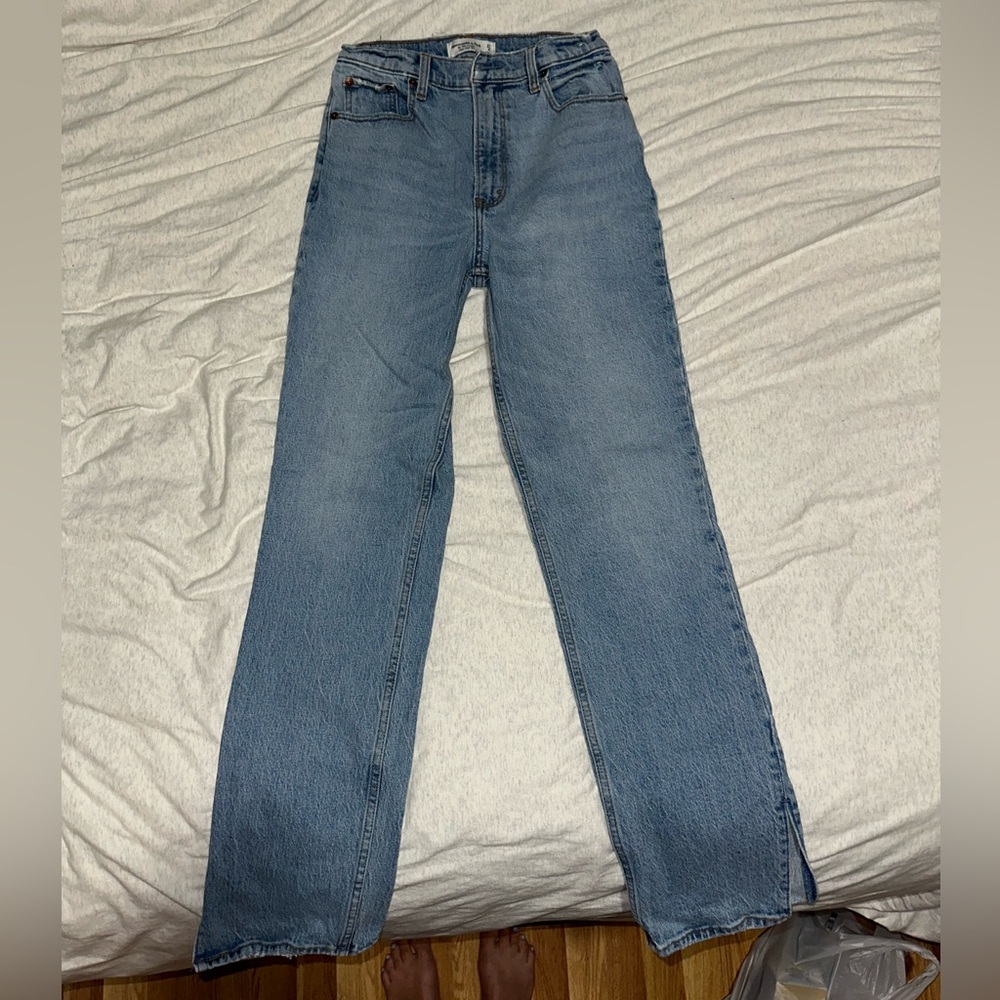 Women’s abercrombie jeans